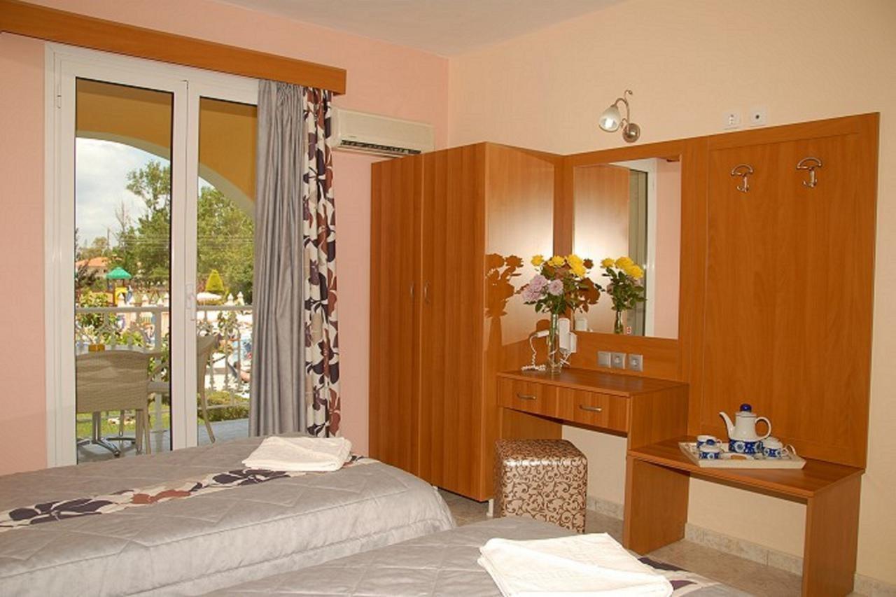 Hotel Macedonia à Kalamákion Extérieur photo