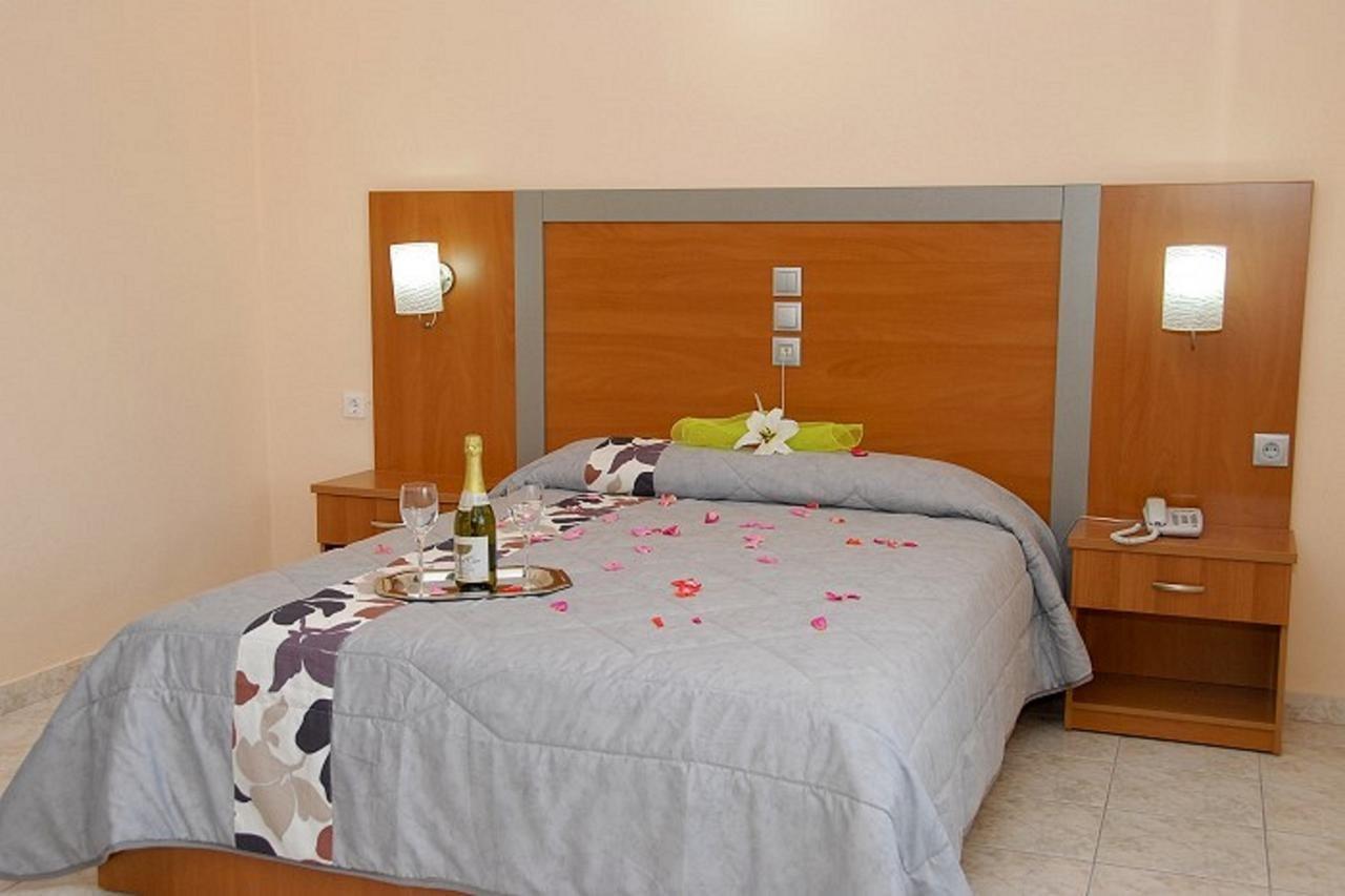 Hotel Macedonia à Kalamákion Extérieur photo